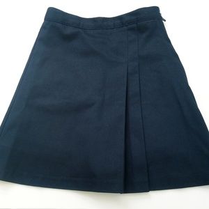 2 Girls Uniform Skorts